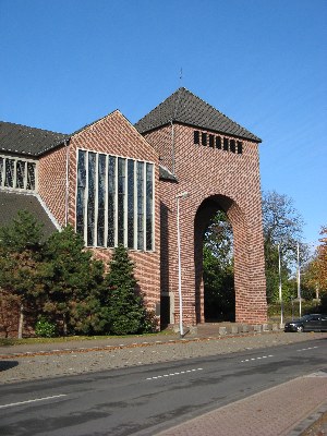 Die Kirche Heilig Kreuz