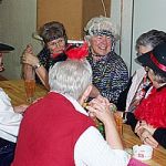 Rückblick auf die Altweiberfete 2006 der kfd Hl. Kreuz 