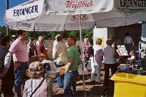 Spontanverpflegung-am-1-Mai-und-Spende-fuer-das-PROJEKT-Liebfrauenkirche