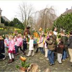 Gottesdienst für kleine Leute mit Palmweihe