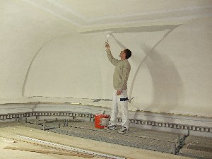 Mitten in den Anstricharbeiten - Sanierung Liebfrauenkirche