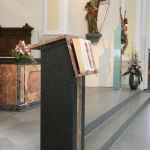 Neuer Ambo in der Liebfrauenkirche