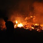 Agapefeier nach der Osterliturgie und Osterfeuer 