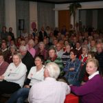 Brechend volles Kolpinghaus - Filmabend 700 Jahre Liebfrauenkirche