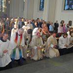 Erzbischof der Niederlande feiert mit Liebfrauen 700 Jahrfeier