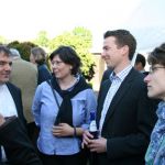 Nach der Pfarreinführung in den Pfarrgarten