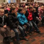 Schüler machen den Weg frei!....beim Gottesdienst in Barlo