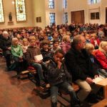 Schüler machen den Weg frei!....beim Gottesdienst in Barlo