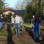 Aufräumaktion auf dem Spielplatz in Barlo