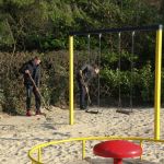 Aufräumaktion auf dem Spielplatz in Barlo