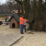 Spielplatz wird frühjahrsfit gemacht