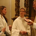 Christus ist auferstanden - Osternachtfeier mit Taufe