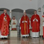 Firmung mit Weihbischof Dr. Hegge