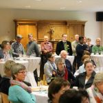 Lucie und Horst erklären das Zukunftsbild - Pfarrkonvent in Liebfrauen