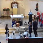 „Friede den Menschen auf Erden“ gespielt vom Kinderchor Herz-Jesu