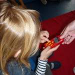 Hl. Kreuz Kita Kinder absolvieren einen Erste Hilfe Kurs beim DRK