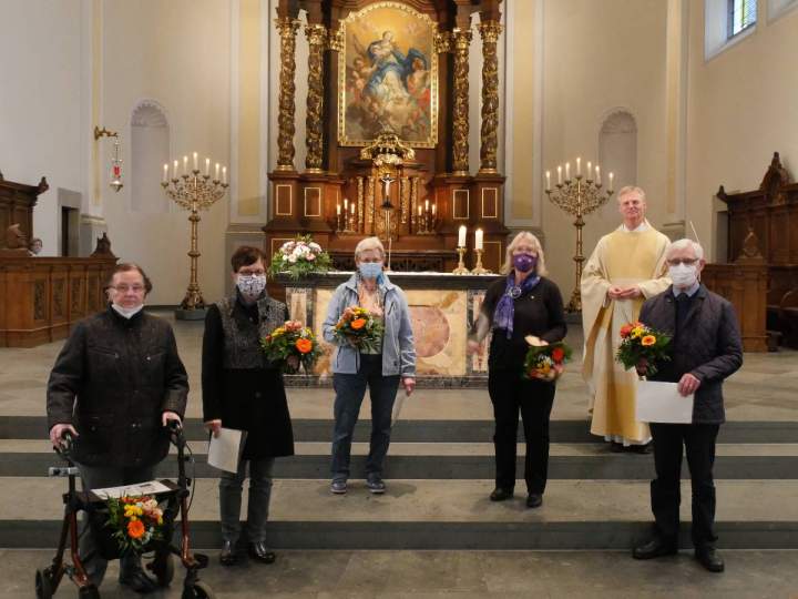 Der-Kirchenchor-Liebfrauen-feierte-sein-Caecilienfest