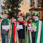 Sternsinger in und vor den  Gottesdiensten präsent