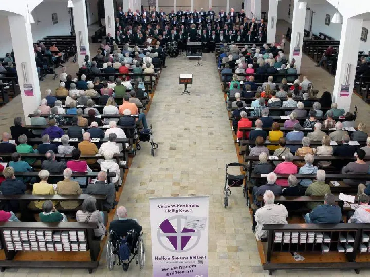 Konzert-mit-Con-Spirito-dem-Gaanderens-Mannenkoor-und-Emma-Ebbers