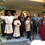 Krippenspiel mit dem Kinderchor Herz-Jesu: Ein Esel erlebt die Geburt des Herrn