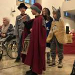 Krippenspiel mit dem Kinderchor Herz-Jesu: Ein Esel erlebt die Geburt des Herrn