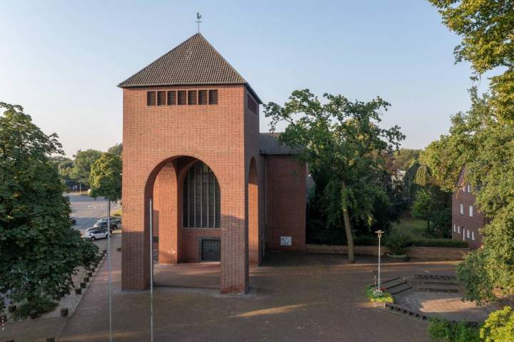 Verabschiedung Hl. Kreuz-Kirche