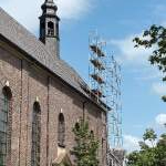 Gerüstaufbau an der Liebfrauenkirche - Sanierung des Dachreiters der Kapelle