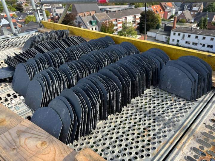 Sanierung Dachreiter schreitet voran