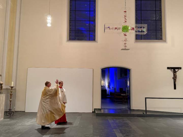 Segnung des Splitter-Sternen-Kreuzes