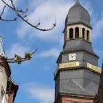 Ostergruß hoch über der Stadt…