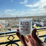 Ostergruß hoch über der Stadt…