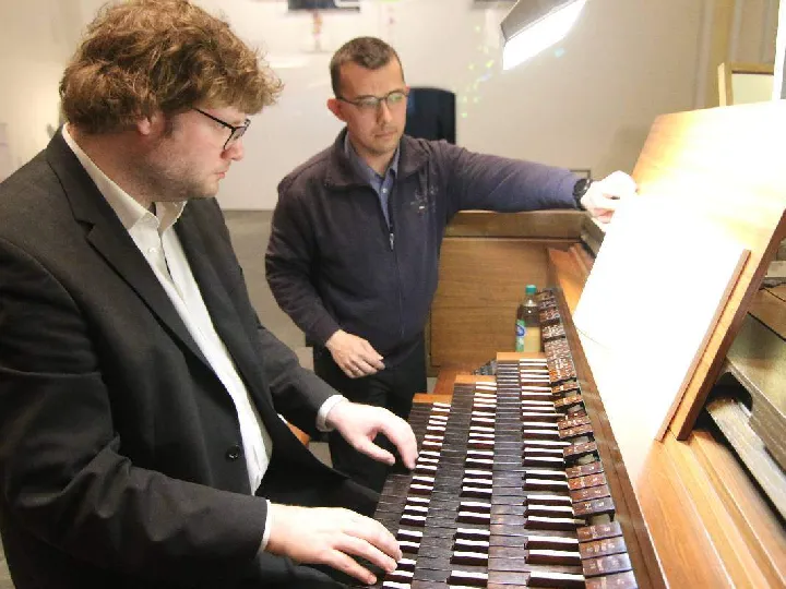 Jubilaeumskonzert-125-Jahre-Liebfrauen-begeistert-mit-aussergewoehnlichem-Programm