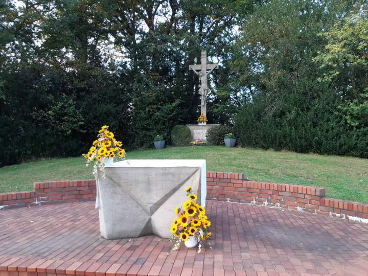 Messfeier am Hemdener Kreuz