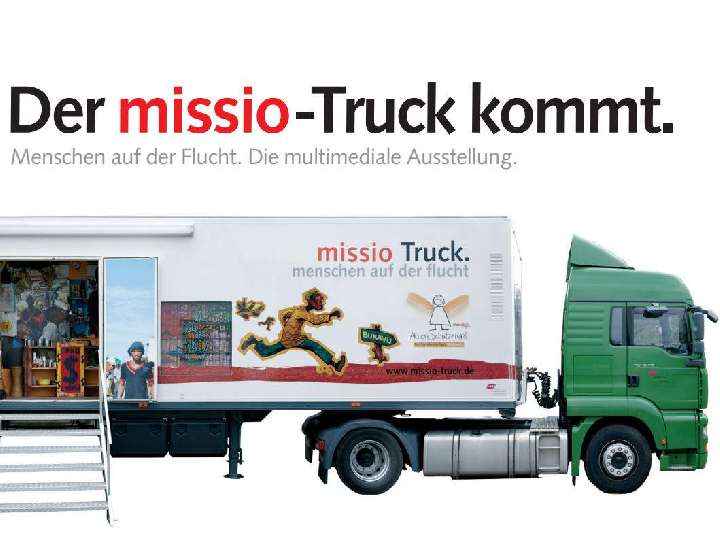 missio-Truck zu Besuch in Bocholt