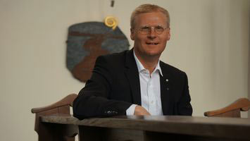 Leitender Pfarrer Rafael van Straelen